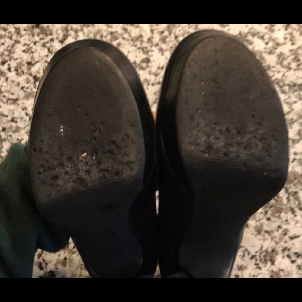 Jessica Simpson Platform Heels - Picture 3 of 3